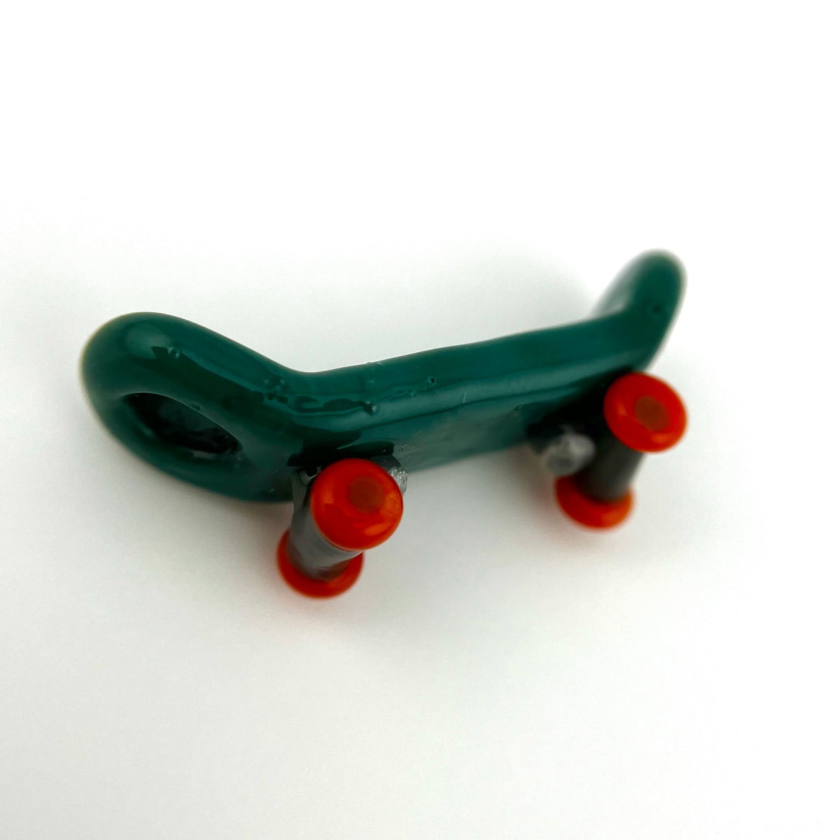 Skateboard Pendy - Levels Smoke Shop