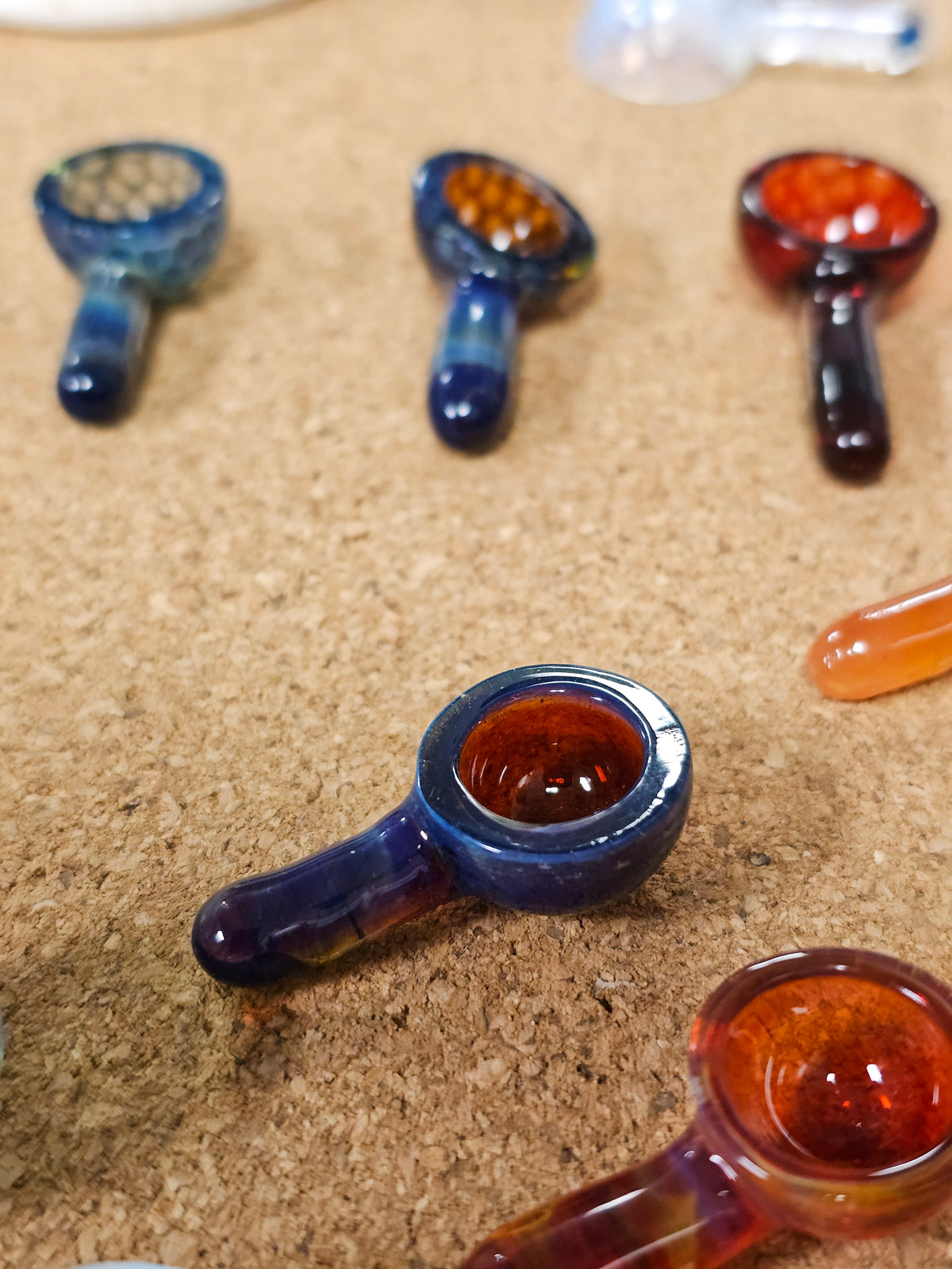 DRM GLASS SCOOP