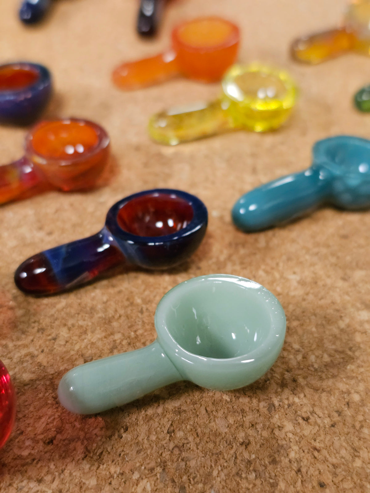DRM GLASS SCOOP