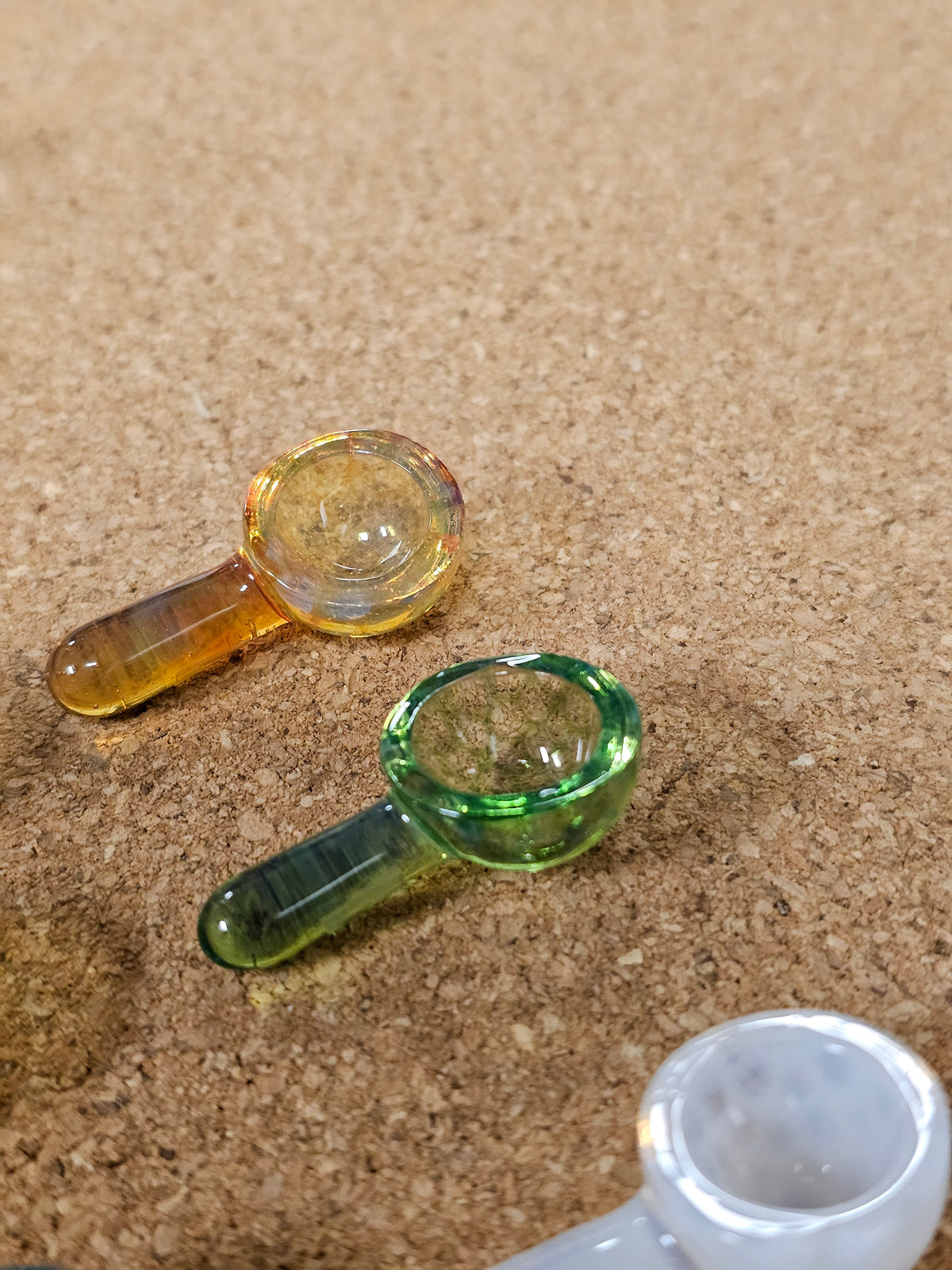 DRM GLASS SCOOP