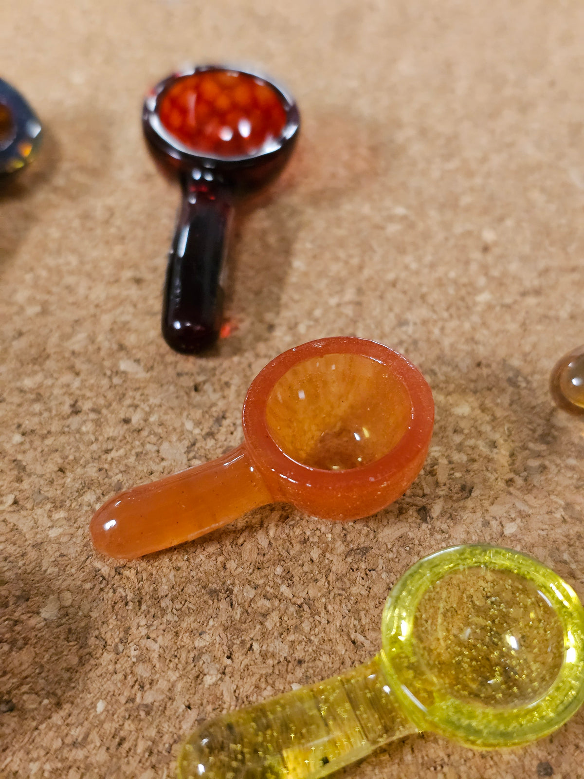 DRM GLASS SCOOP