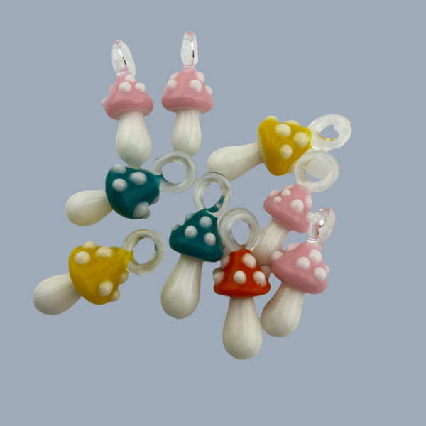 Kyle White Mushroom Pendy