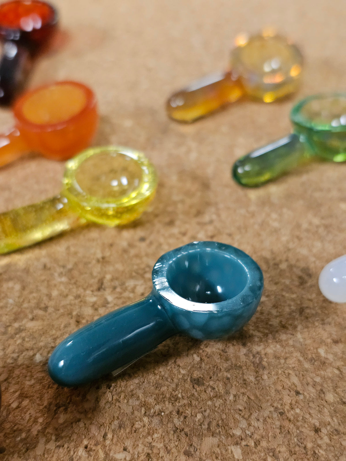 DRM GLASS SCOOP